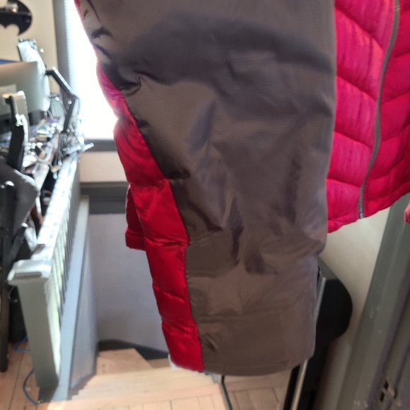 Men's Medium The North Face Down Hooded Jacket - Picture 9 of 9